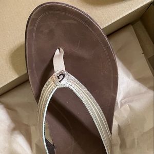 Brand New with Tags OluKai Womens Sandals
